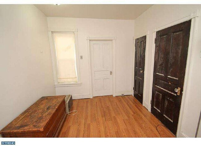 Building Photo - 116 N 61st St