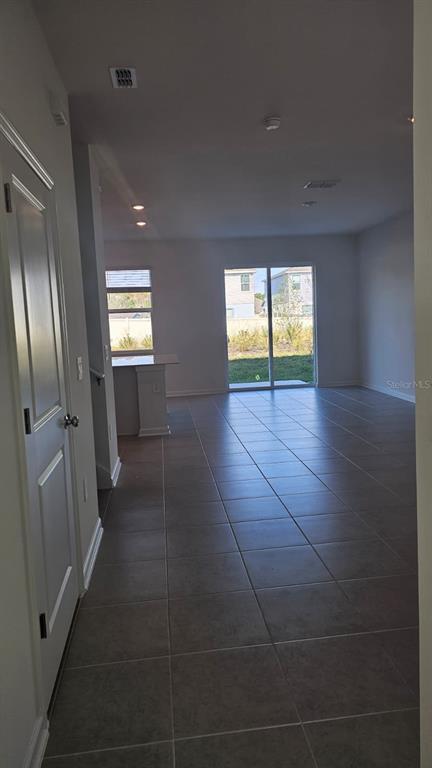 Building Photo - 2739 Skyline Lp