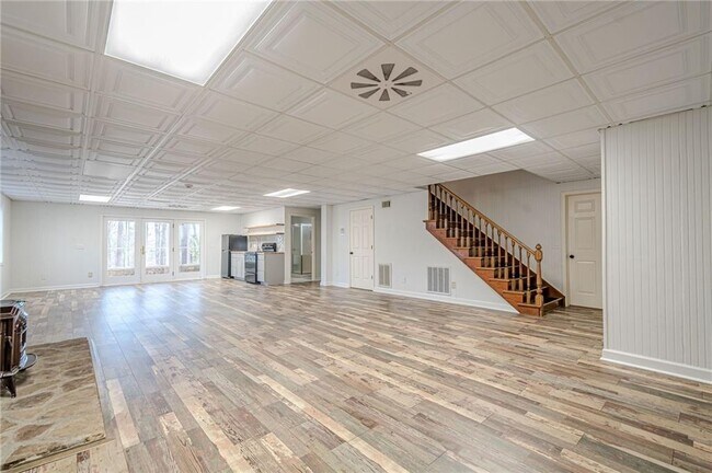 Building Photo - 34 Johnston Row NW