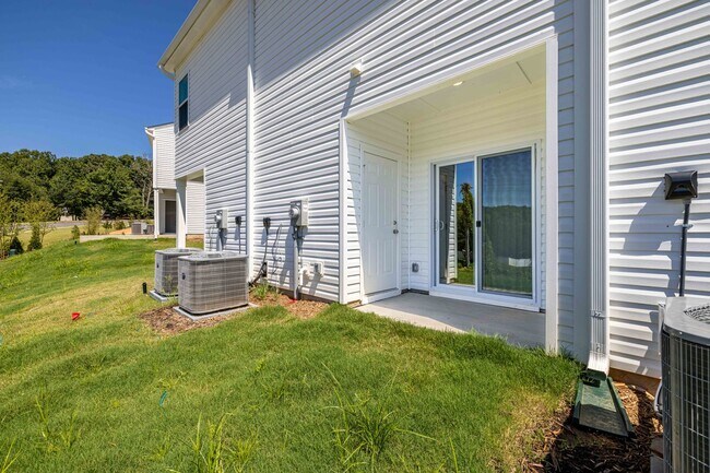 Building Photo - 1365 Darlington Dr