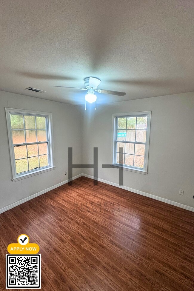 Building Photo - 1906 N Maryvale St