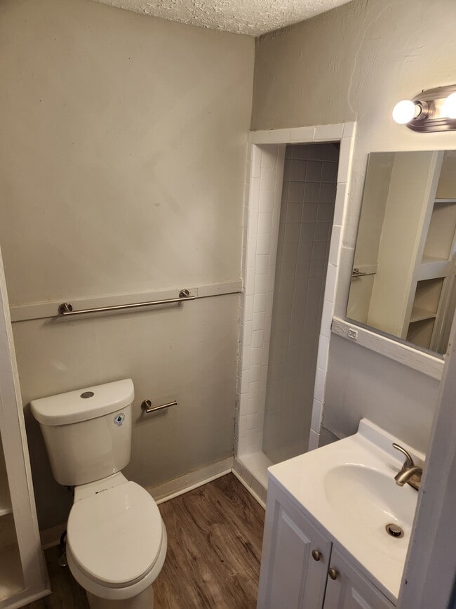 Building Photo - 4025 Carol Dr