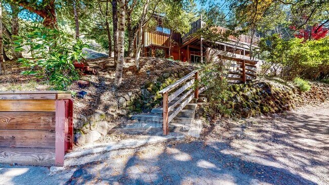 Building Photo - 11 Pedrini Wy