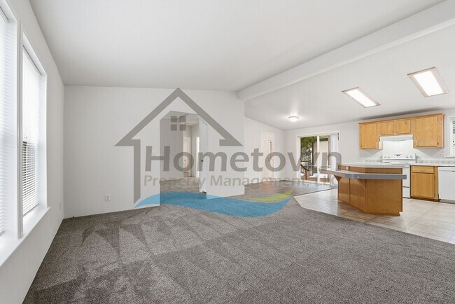 Building Photo - 3 Bedroom 2 Bathroom Home with Attached 2-Car Garage Available in Athol!