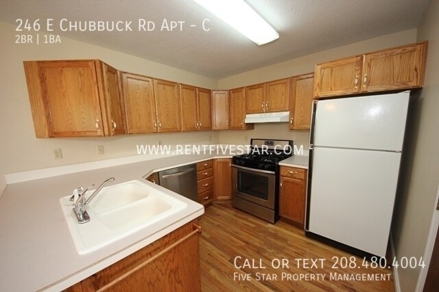 Building Photo - 246 E Chubbuck Rd