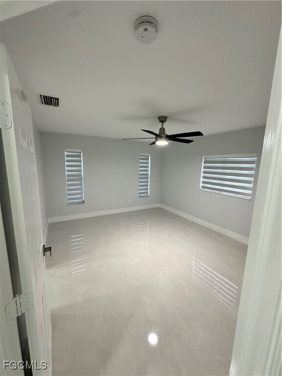 Building Photo - 228 Magellan St