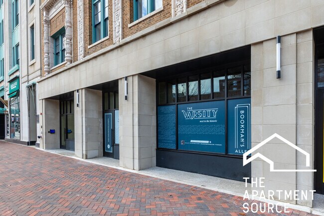 Building Photo - 1706 Sherman Ave