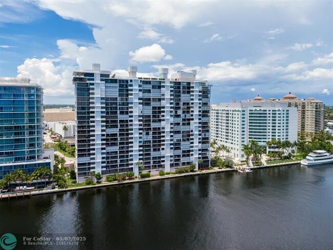 Building Photo - 936 Intracoastal Dr