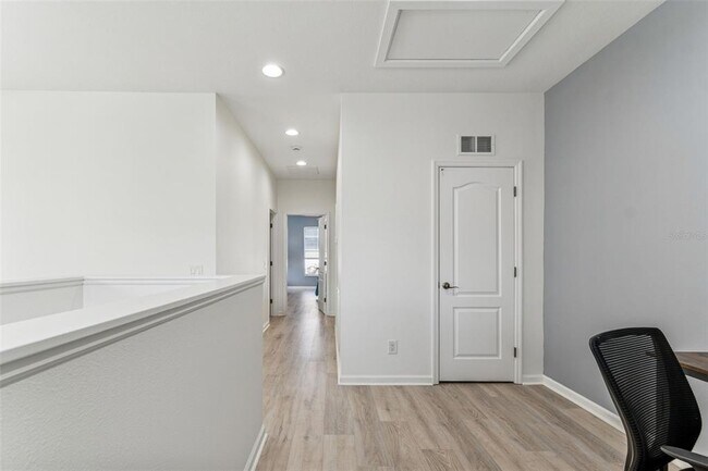 Building Photo - 10659 Whittington Ct