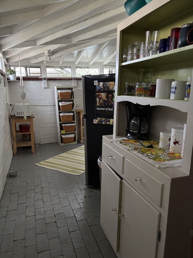 Kitchen with cabinet - 2653 S Bedford St