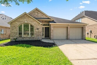 Building Photo - 4423 Long Creek Dr