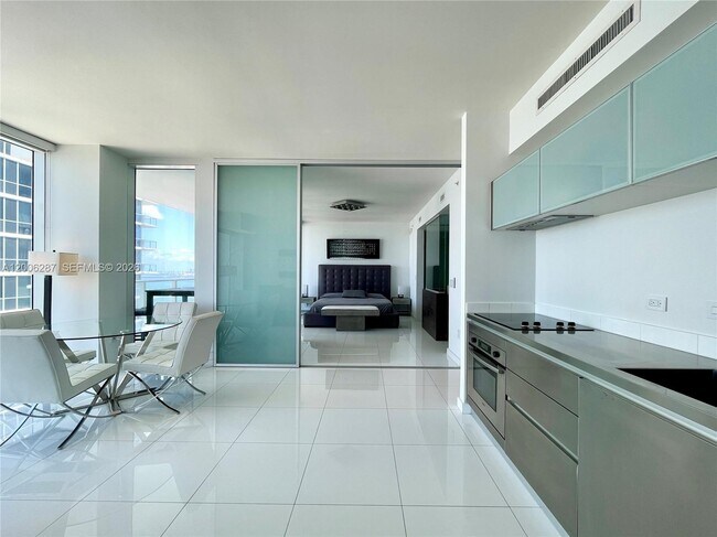 Building Photo - 1040 Biscayne Blvd