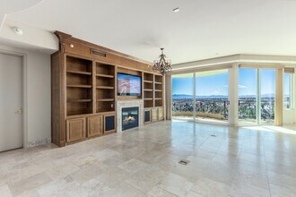 Building Photo - 9103 Alta Dr