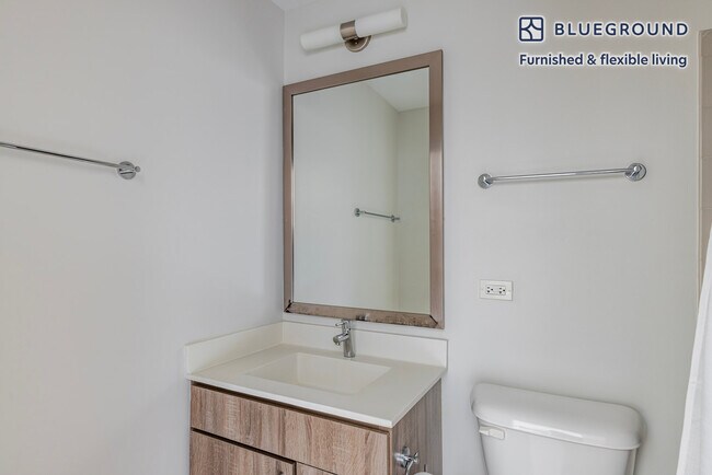 Building Photo - 903 S Ashland Ave