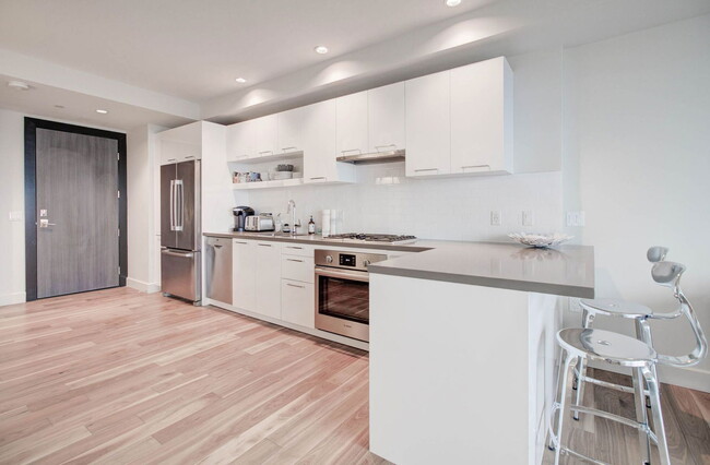 Building Photo - 4422 N 75th St