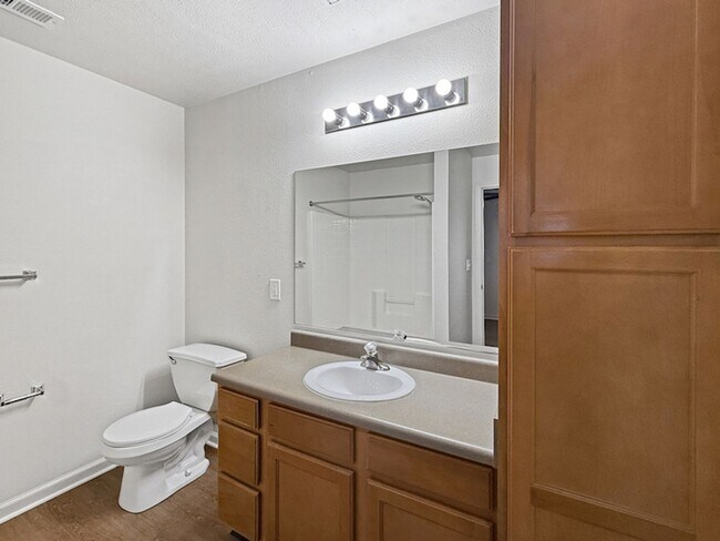 Building Photo - Luxurious Lakeside Living: Spacious 2-Bedroom Retreat starting at $1279 - $1,344