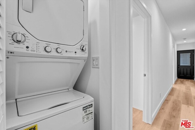 Building Photo - 616 N Vista St