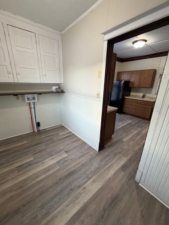 Building Photo - 509 High Ave