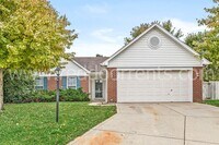 Building Photo - 10015 Miranda Cir