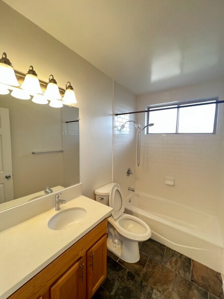 Building Photo - 2637 S Centinela Ave