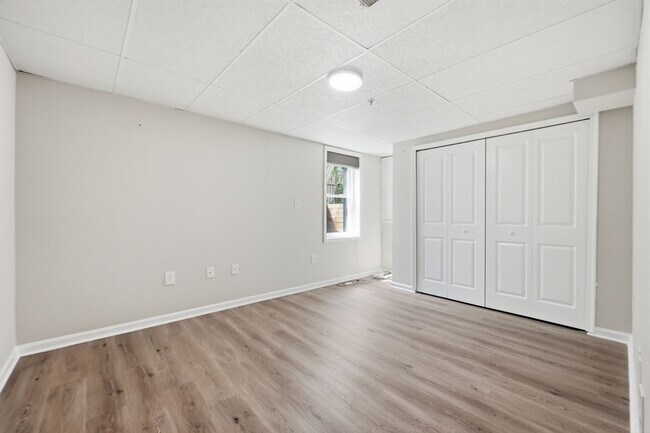 Building Photo - 3803 Allison St