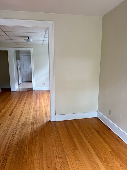Building Photo - 258 S Allen St