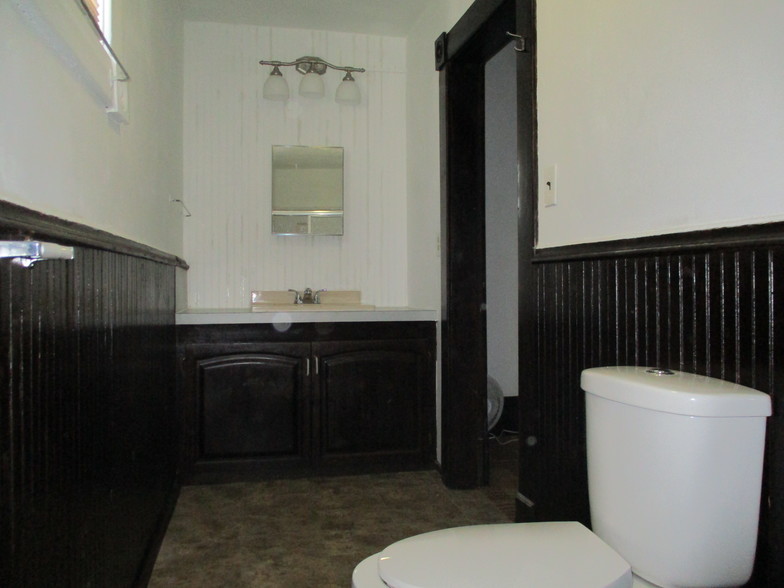 Upstairs Main bath vanity - 84 McMillen Ave