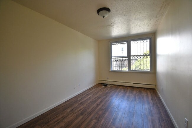 Floorplan - 485 E 140th St