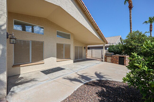 Building Photo - 3081 N 148th Dr