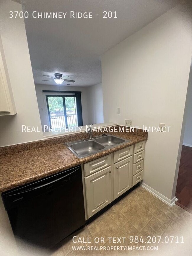 Building Photo - 3700 Chimney Ridge Pl