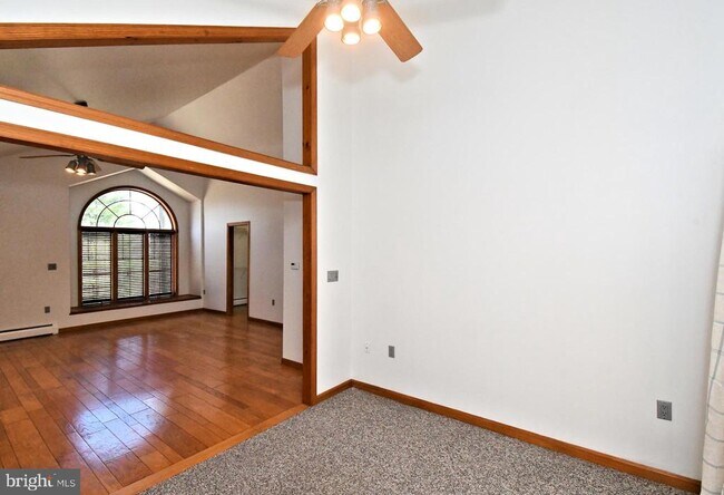 Building Photo - 306 Cedar Hill Rd