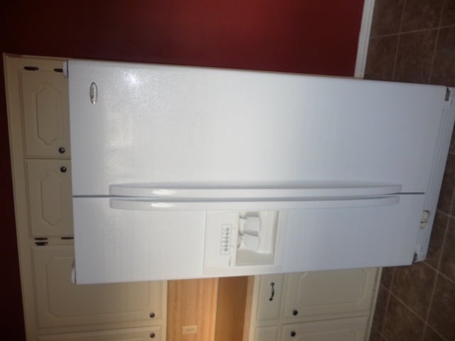 Building Photo - 114 SE Trenton Rd