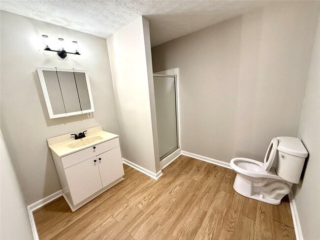 Building Photo - 54 Hebron Church Rd