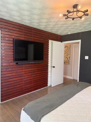 Building Photo - 436 Degan Ave