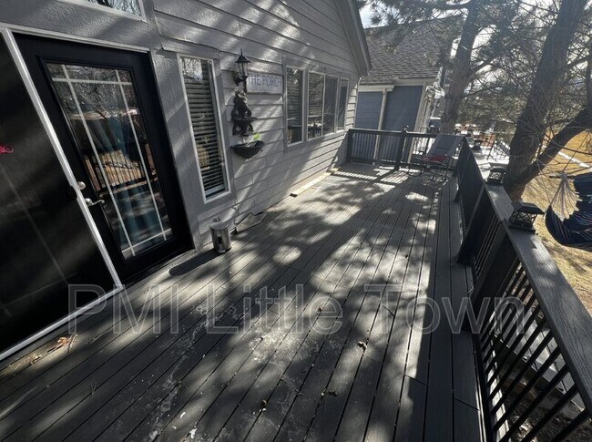 Building Photo - 10647 W Bellwood Pl