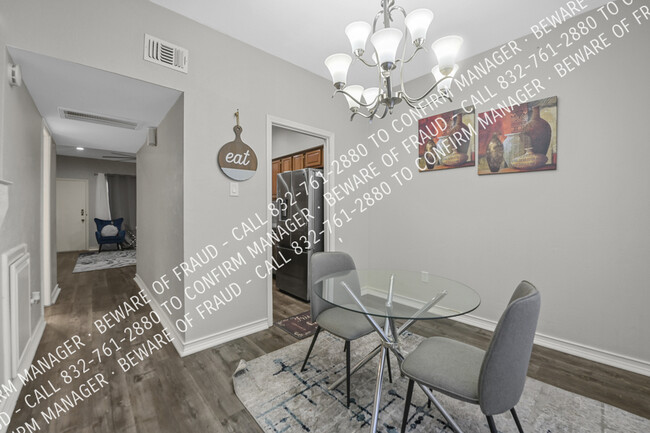 Building Photo - Beautiful Condo in the Heart of Dallas!