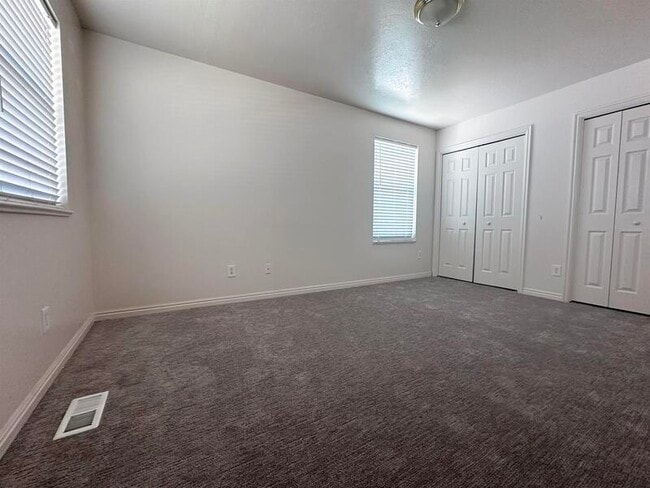 Building Photo - 327 N 270 W