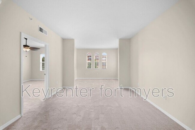 Building Photo - 11400 Ocean Walk Dr