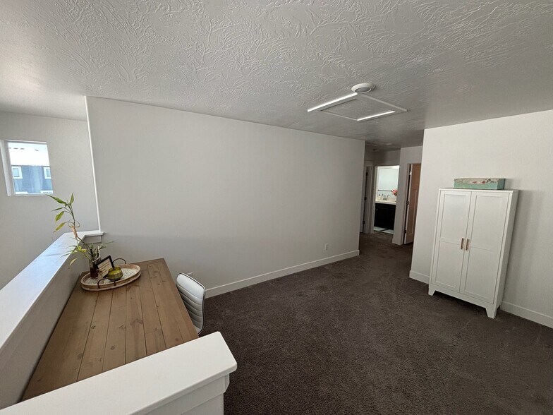 Loft/Bonus Room - 421 E 280 N