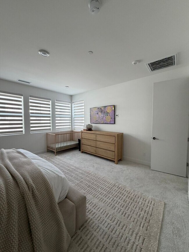 Building Photo - Everly At Civita Gorgeous Home with Lots of Upgrades- A Resort Style Living in the Heart of San D...