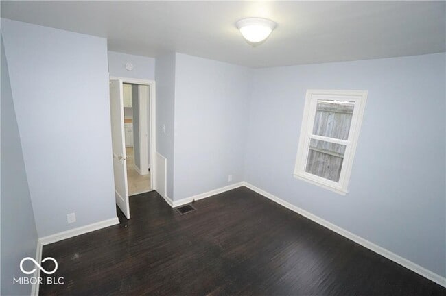Building Photo - 4842 Hillside Ave