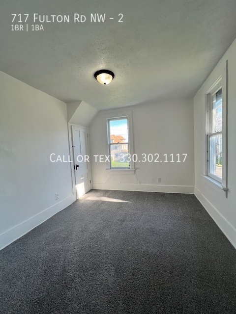 Building Photo - One bedroom second level apartment for ren...