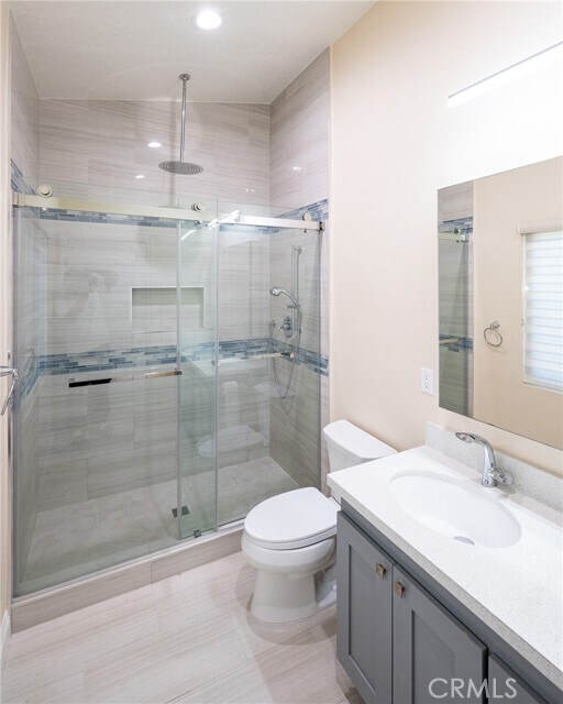 Building Photo - 19922 E Country Hollow Dr