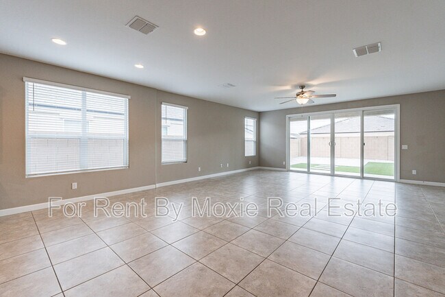 Building Photo - 8499 W Sonoma Way