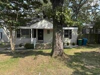 Building Photo - 2809 N University Ave