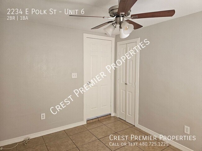 Building Photo - 2234 E Polk St
