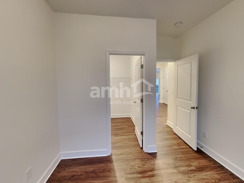 Building Photo - 4305 Spregan Way