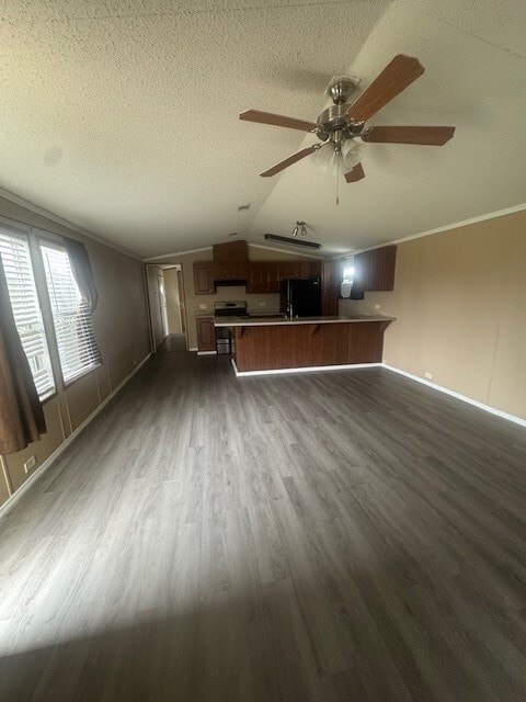 Building Photo - 760 Reyes Silva Ln