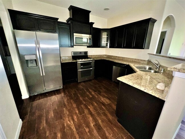 Building Photo - 14529 Smokey Point Dr