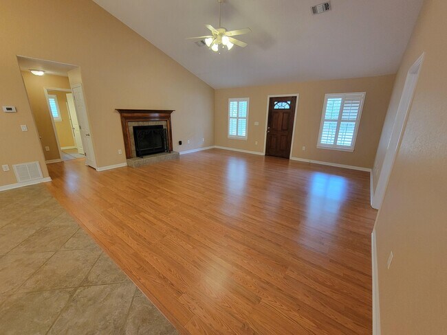 Building Photo - 4707 Nichols Creek Rd
